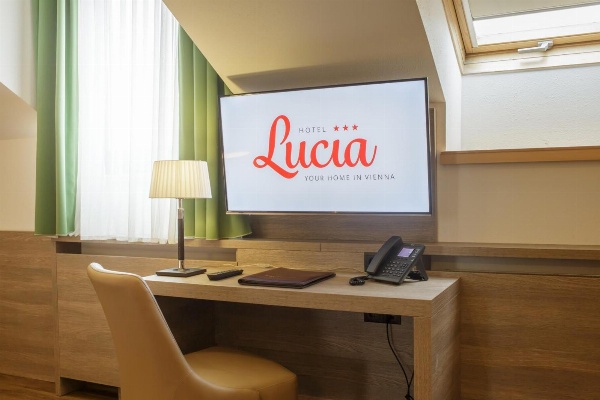 Hotel Lucia image 3